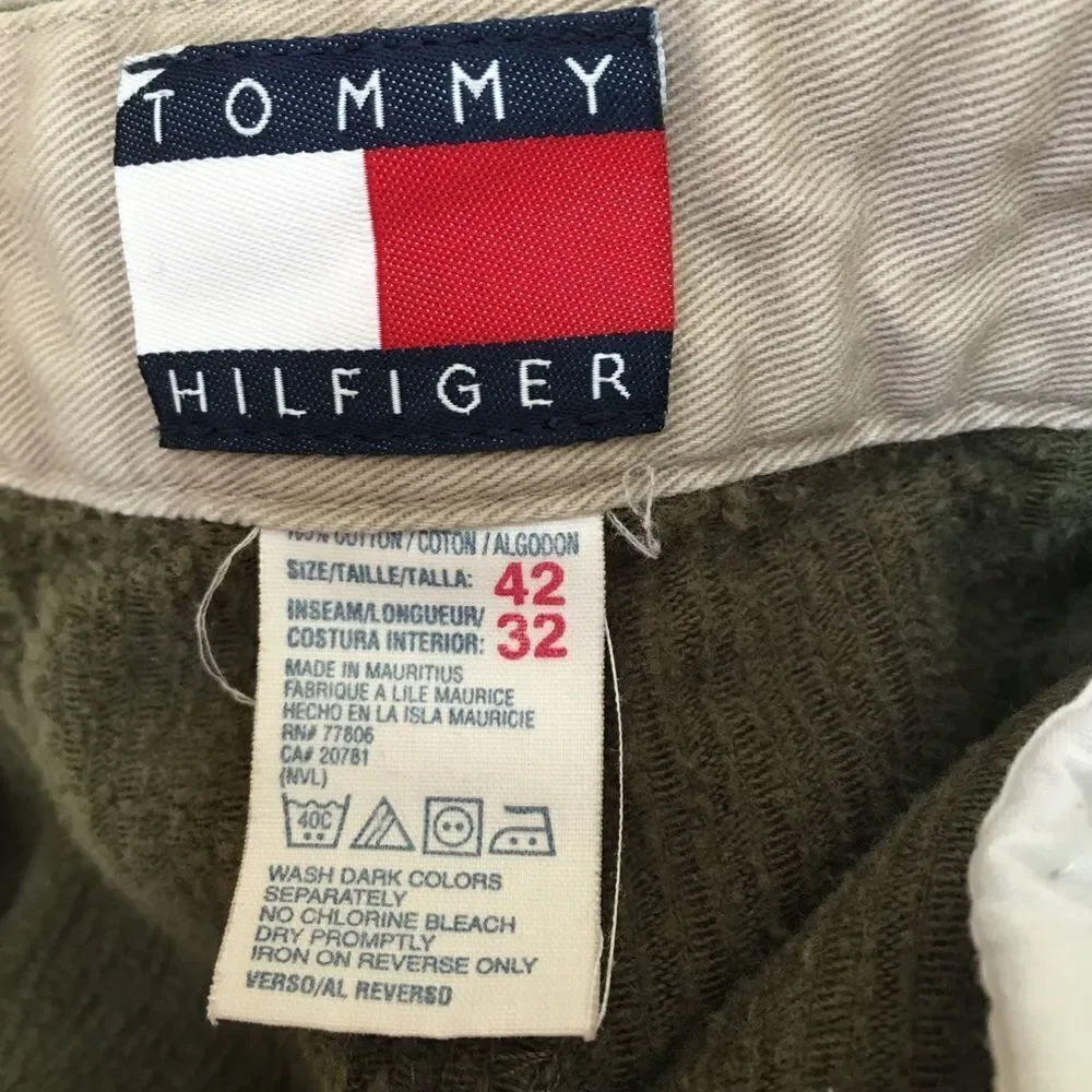 VINTAGE TOMMY HILFIGER‎ PANTS IN GREEN CORDUROY